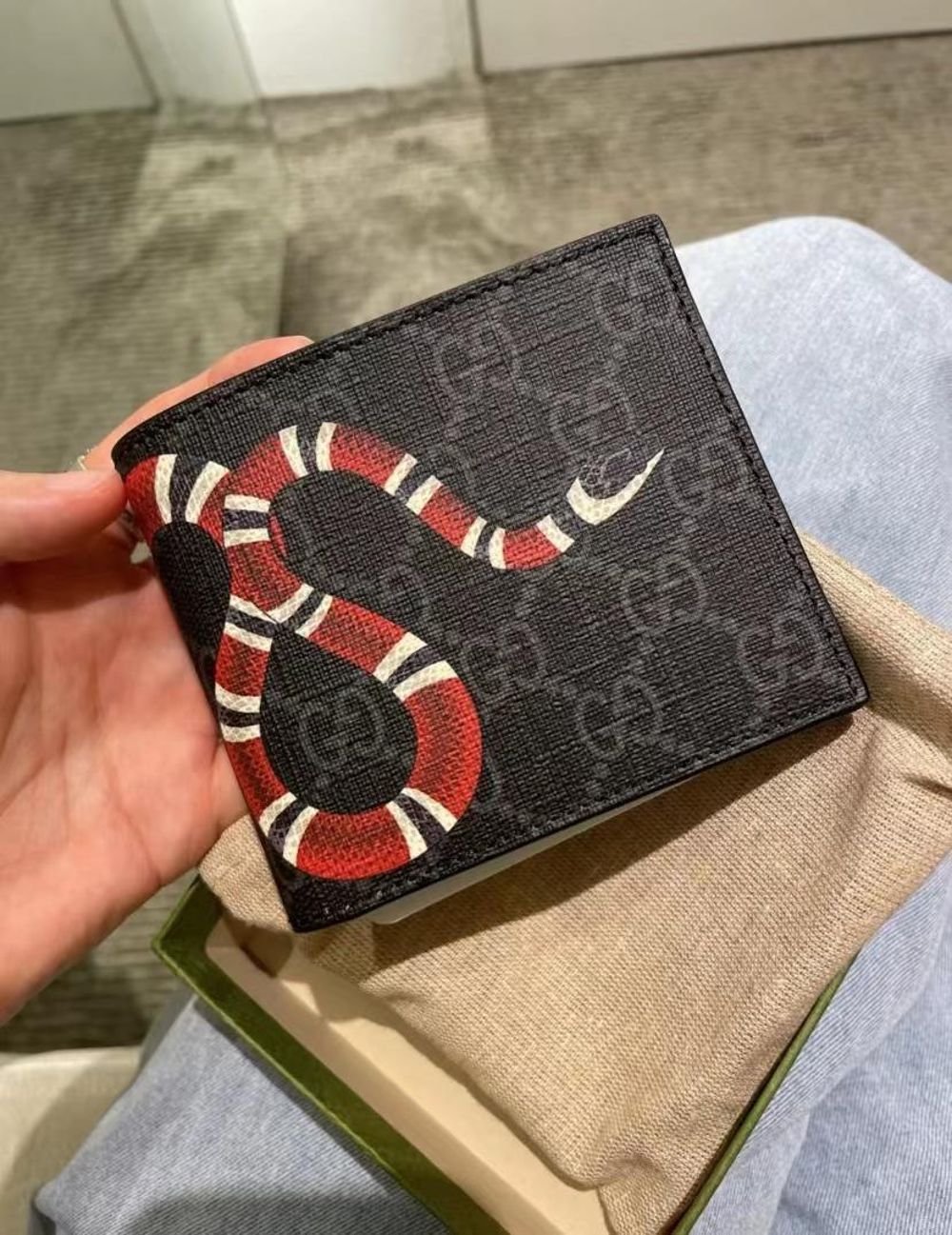GUCCI/古驰新款男士黑色帆布珊瑚蛇印花对折钱包451268K551N1058-钱包